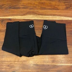 COPY - (Free) Aritzia healthcare THANK YOU leggin…